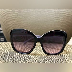 Jessica Simpson Women's sunglasses
